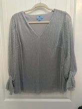 Load image into Gallery viewer, 108. CeCe Silver Top Size M (VGUC)