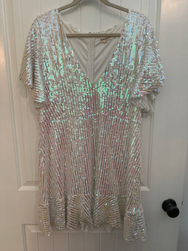127. White Sequin Dress 3XL (VGUC)