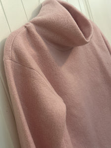 66. GAP Pink Fleece Turtleneck Size S (GUC)