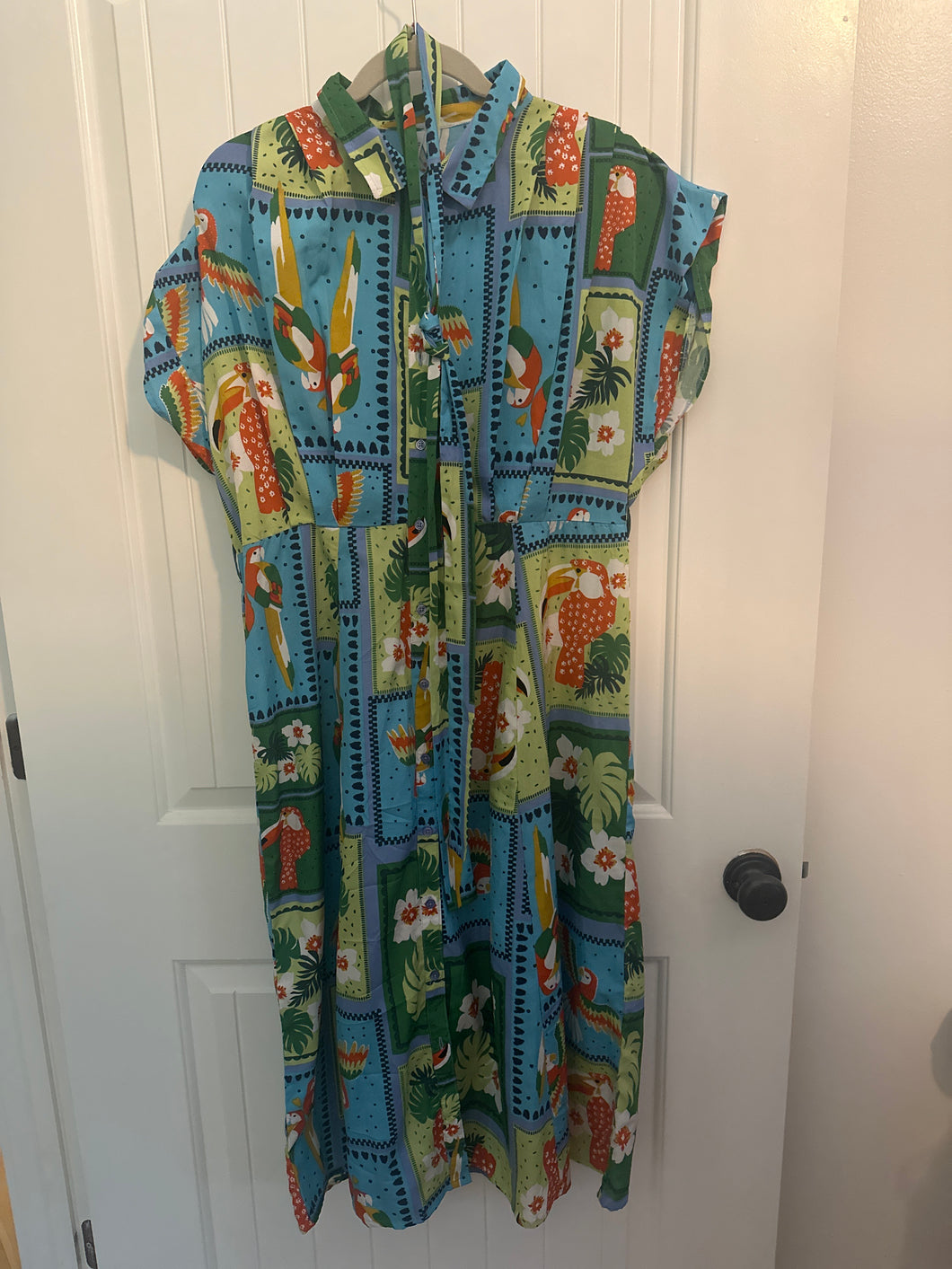 40. Bird Print Belted Dress Size XL (VGUC)