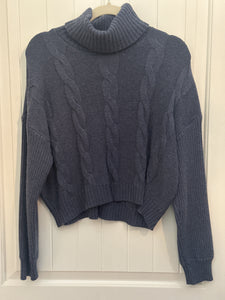 61. Navy Turtleneck Sweater Size L (VGUC)