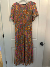 Load image into Gallery viewer, 49. Fall Floral SS Maxi Size L (VGUC)