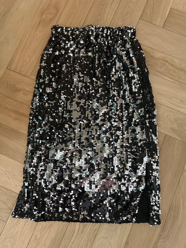 131. Sequin Skirt Size S (VGUC)