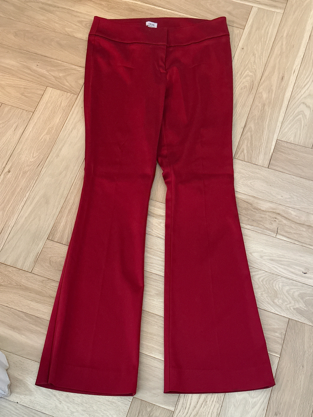 79. CACHE Red Silky Pants Size 4 (VGUC)