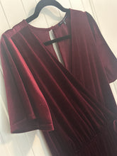 Load image into Gallery viewer, 56. Burgundy Velvet Pants Maxi Size M (VGUC)