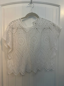 5. White Eyelet Top Women’s L (VGUC)