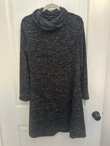 102. Banana Republic Sweater Dress Size M (VGUC)