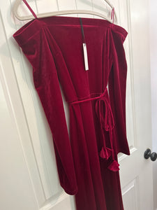 139. Burgundy Velvet Off Shoulder Maxi Size L (NWT)