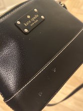 Load image into Gallery viewer, 176. Kate Spade Purse (GUC)