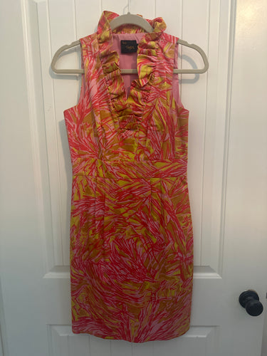 53. Just Taylor Abstract Ruffle Neck Dress Size 4 (VGUC)
