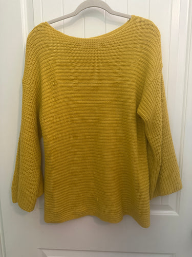 134. Mustard Bell Sleeve Sweater Size M (VGUC)