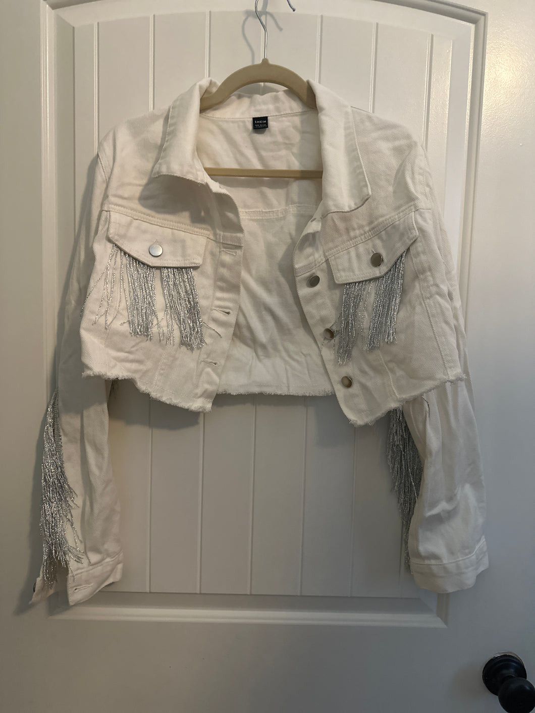 159. White Metallic Tassel Mid Rise Denim Jacket Size L (VGUC)